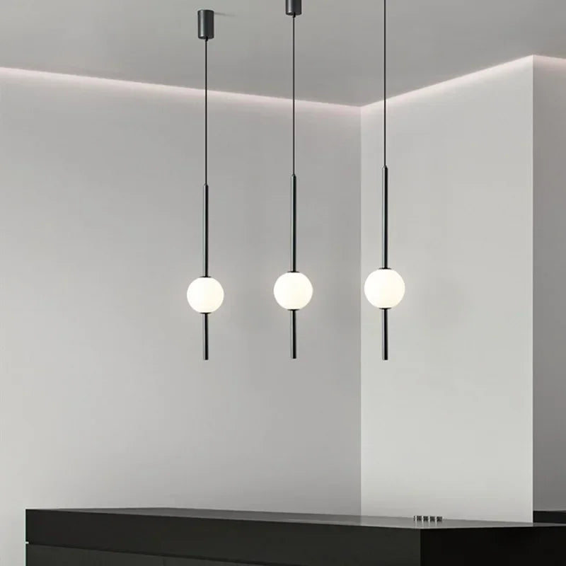 Minimalistische Weiße Kugel Pendelleuchte Mit Verstellbarer Lichtstärke Und Glas Metall Design Für Raumbeleuchtung