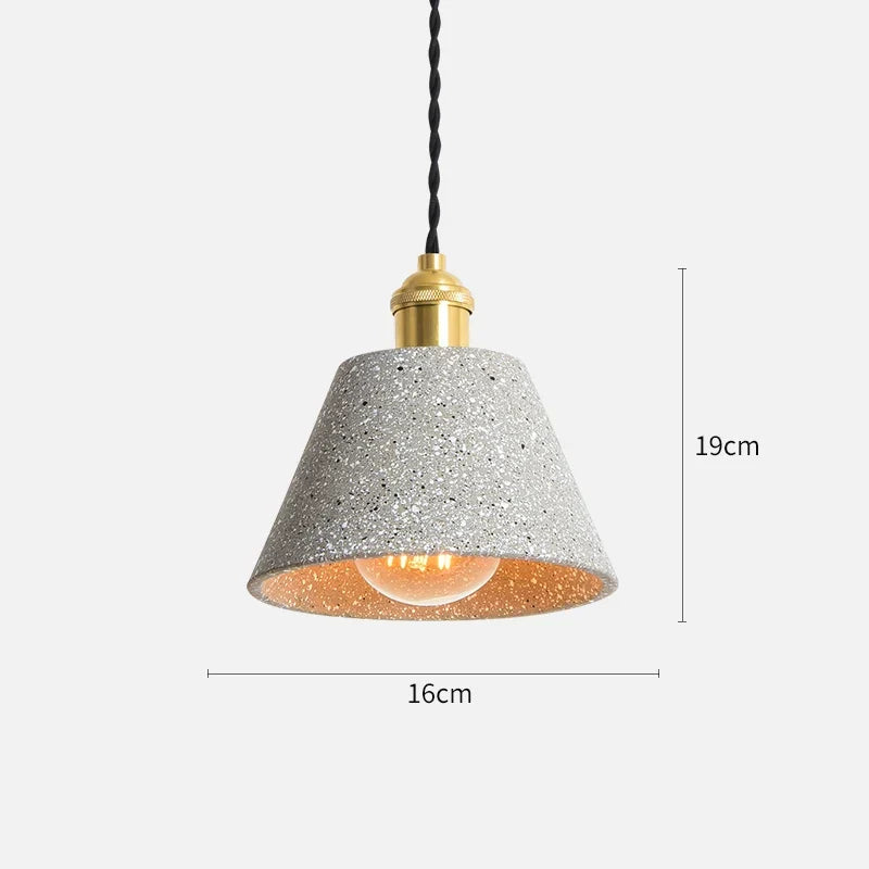 Terrazzo Pendelleuchte Mit Ausgestellter Form Und Geflechtkabel Für Stilvolle Beleuchtung Im Industriellen Design