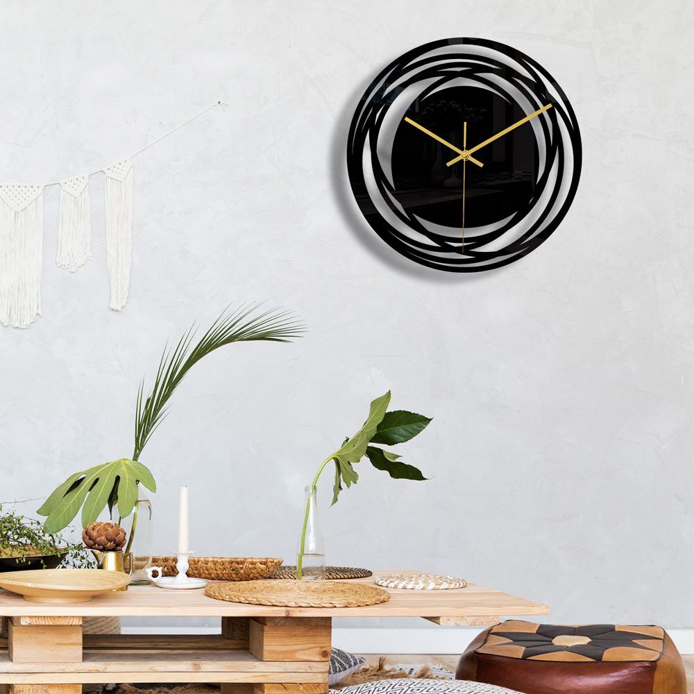 Wanduhr Aus Metall Mit Ineinandergreifenden Metallringen Glänzend Schwarz Goldene Zeiger Zifferblatt Ohne Zahlen Loftstil